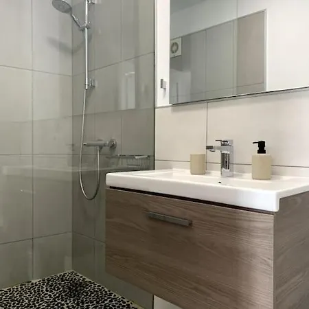 Feriehus Front House 'casa Neen' Corralejo