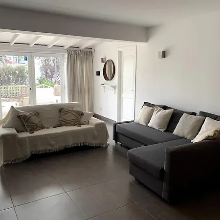 Front House 'casa Neen' בית נופש *